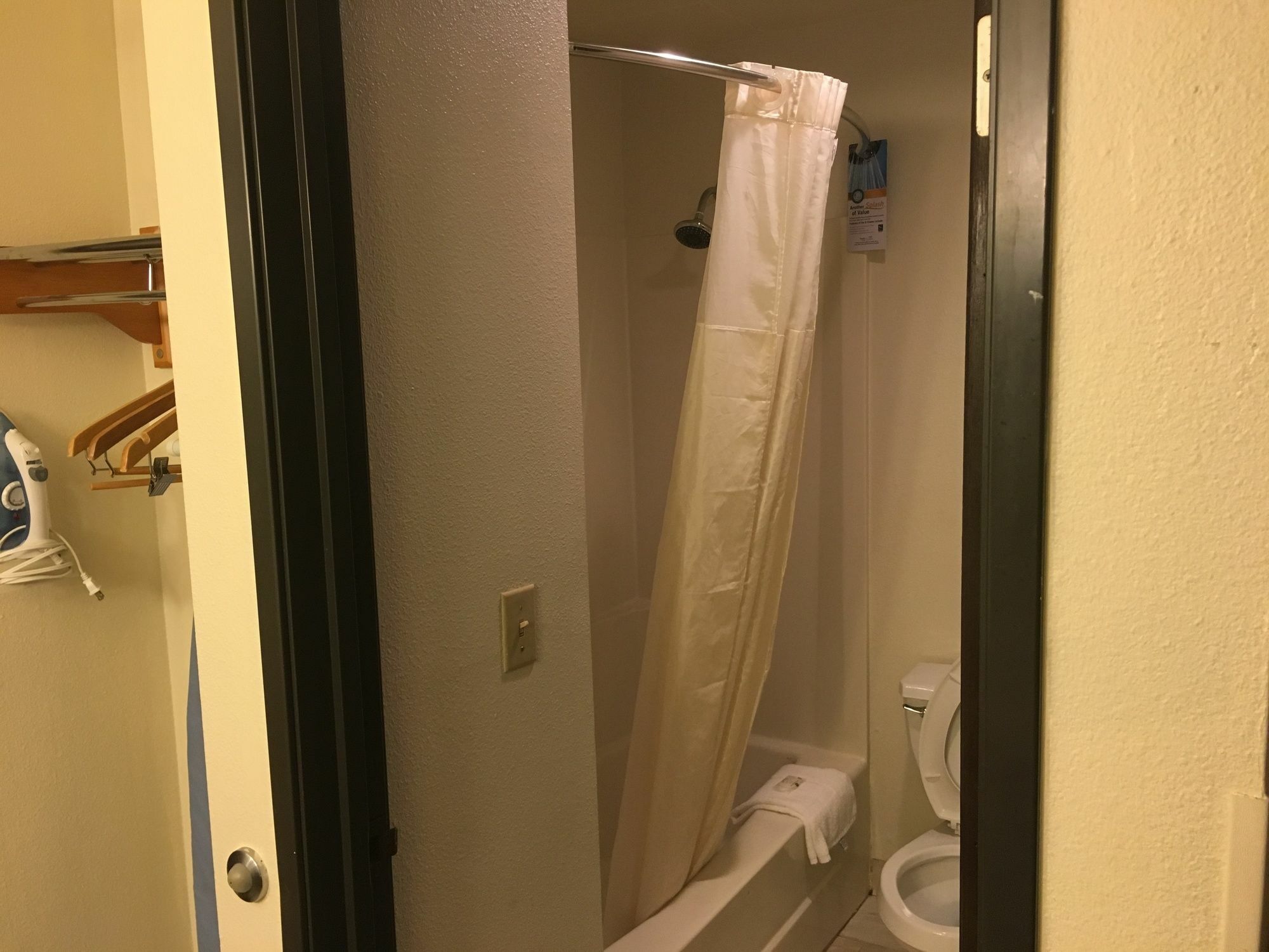 Quality Inn & Suites ミルウォーキー エクステリア 写真