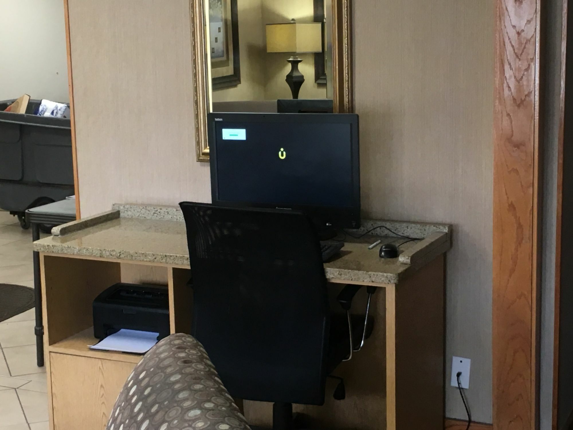 Quality Inn & Suites ミルウォーキー エクステリア 写真